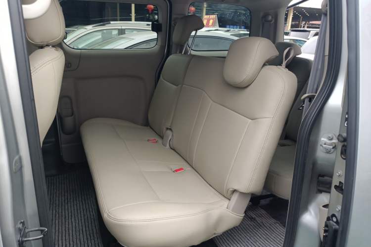 Used Nissan NV200 2018 1.6L CVT Luxury Model Left Rear Seat