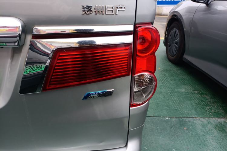 Used Nissan NV200 2018 1.6L CVT Luxury Model Right Rear Taillight