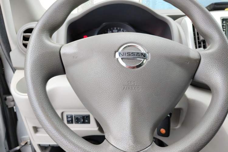 Used Nissan NV200 2018 1.6L CVT Luxury Model Steering Wheel