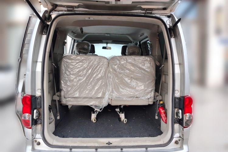 Used Nissan NV200 2018 1.6L CVT Luxury Model Trunk