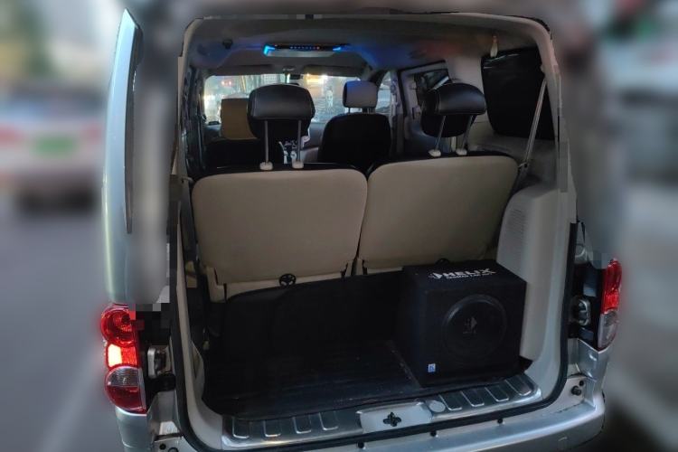 Used Nissan NV200 2018 1.6L CVT Luxury Model Trunk