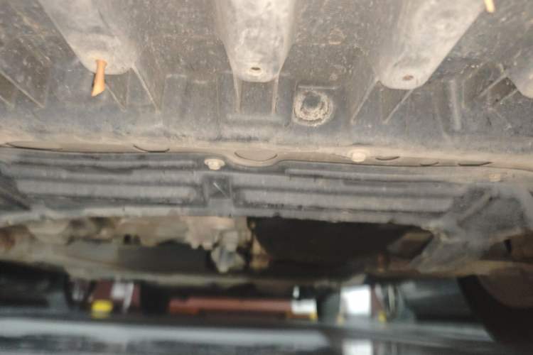 Used Nissan NV200 2018 1.6L CVT Luxury Model Chassis Front