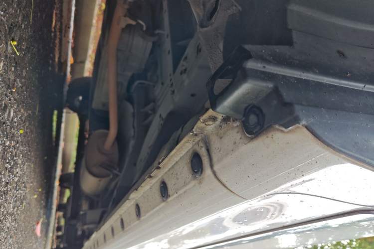 Used Nissan NV200 2018 1.6L CVT Luxury Model Chassis Front Left