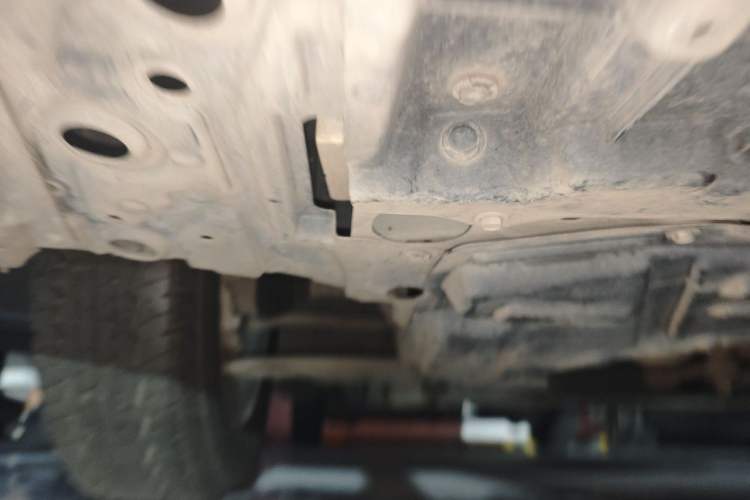 Used Nissan NV200 2018 1.6L CVT Luxury Model Chassis Front Right