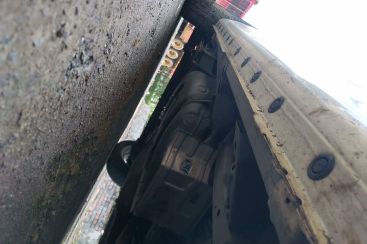 Used Nissan NV200 2018 1.6L CVT Luxury Model Chassis Front Right