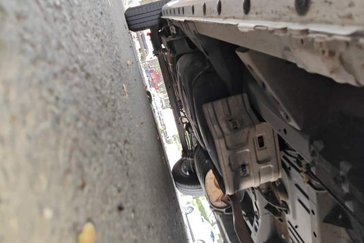 Used Nissan NV200 2018 1.6L CVT Luxury Model Chassis Front Right