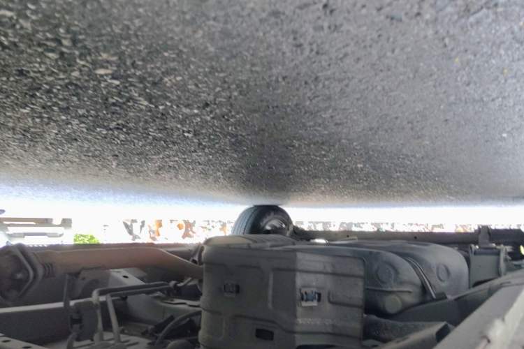 Used Nissan NV200 2018 1.6L CVT Luxury Model Chassis Front Right