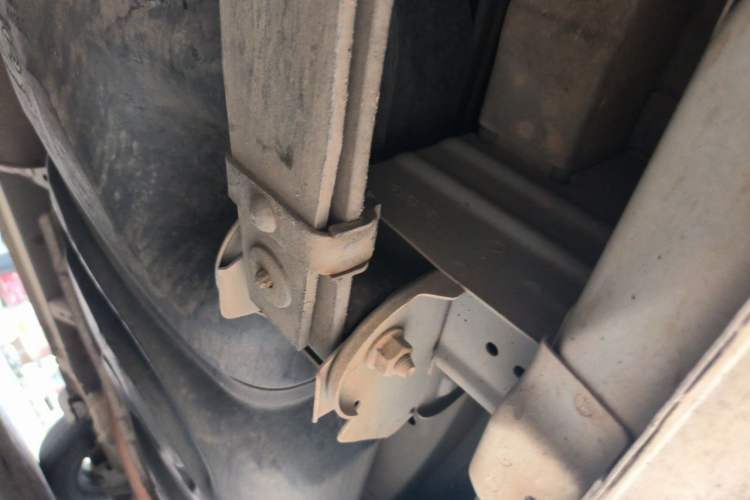 Used Nissan NV200 2018 1.6L CVT Luxury Model Chassis Rear Right