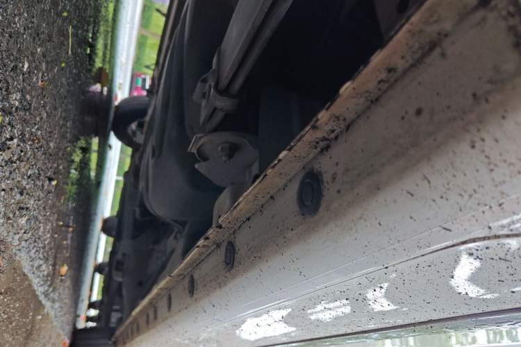 Used Nissan NV200 2018 1.6L CVT Luxury Model Chassis Rear Right