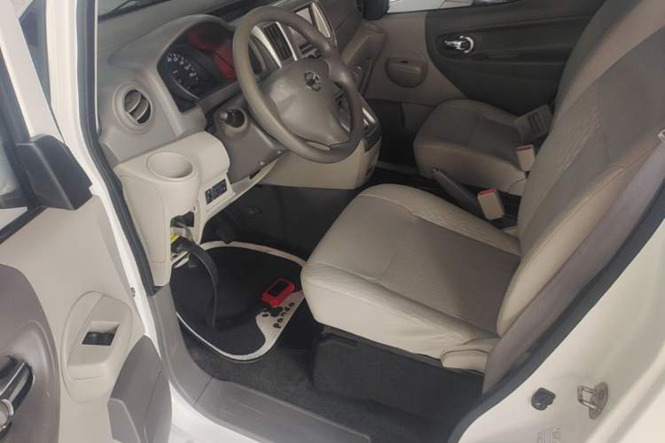 Used Nissan NV200 2018 1.6L CVT Luxury Model Driver Seat