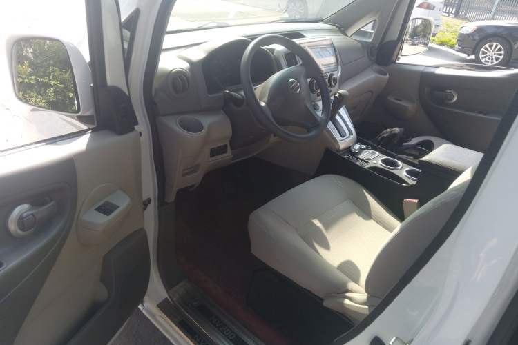 Used Nissan NV200 2018 1.6L CVT Luxury Model Driver Seat