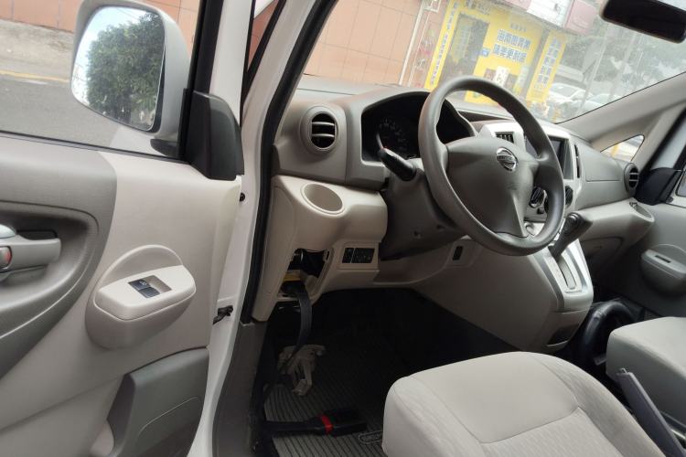 Used Nissan NV200 2018 1.6L CVT Luxury Model Driver Seat