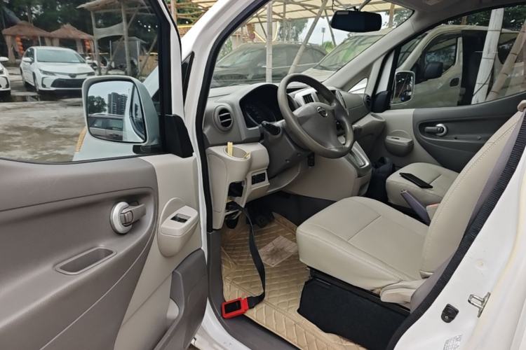 Used Nissan NV200 2018 1.6L CVT Luxury Model Driver Seat