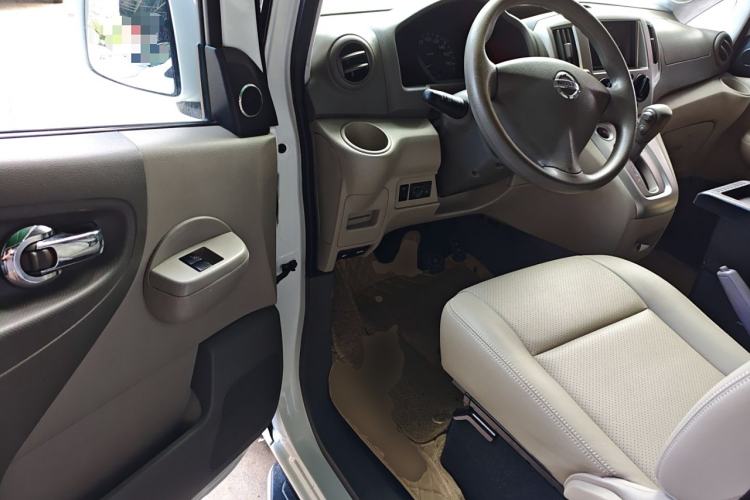 Used Nissan NV200 2018 1.6L CVT Luxury Model Driver Seat