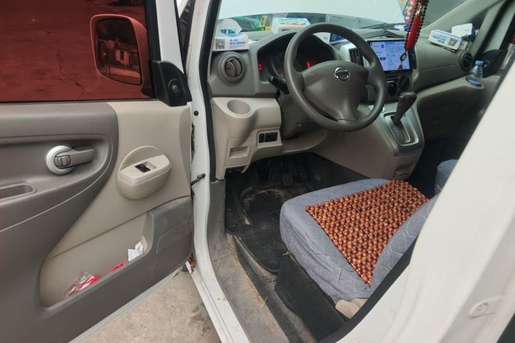 Used Nissan NV200 2018 1.6L CVT Luxury Model Driver Seat