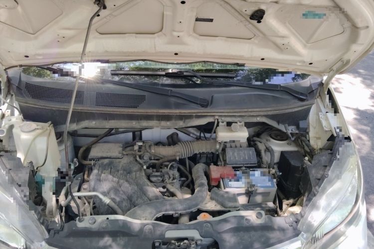 Used Nissan NV200 2018 1.6L CVT Luxury Model Engine Bay