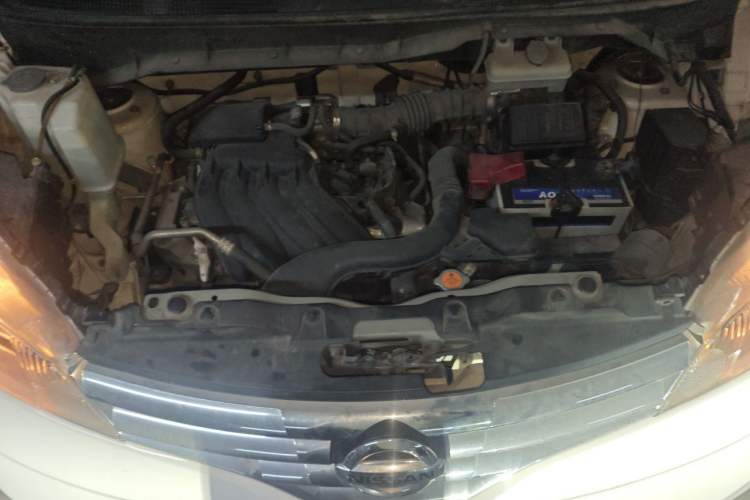 Used Nissan NV200 2018 1.6L CVT Luxury Model Engine Bay