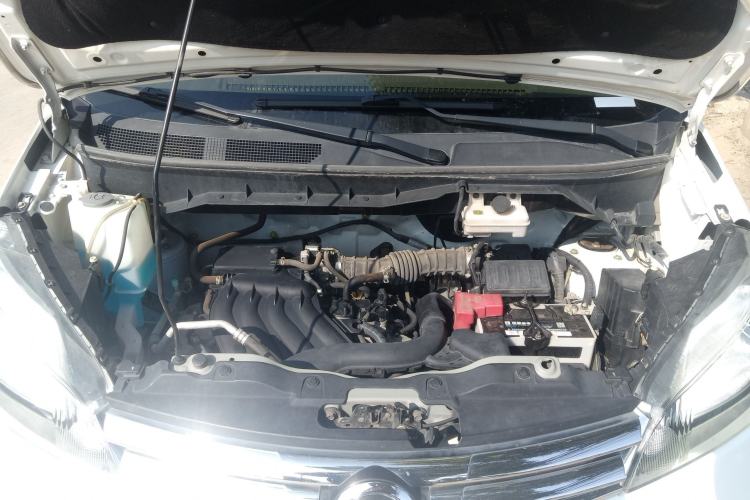 Used Nissan NV200 2018 1.6L CVT Luxury Model Engine Bay