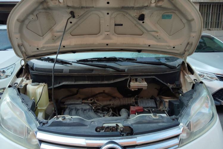 Used Nissan NV200 2018 1.6L CVT Luxury Model Engine Bay