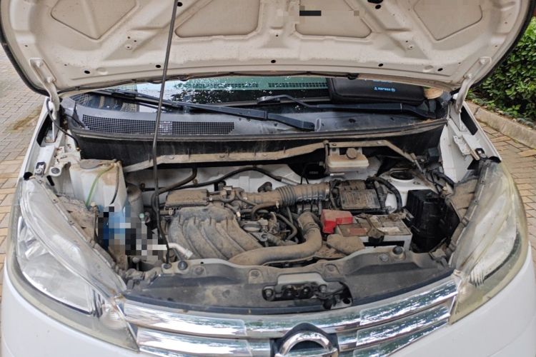 Used Nissan NV200 2018 1.6L CVT Luxury Model Engine Bay