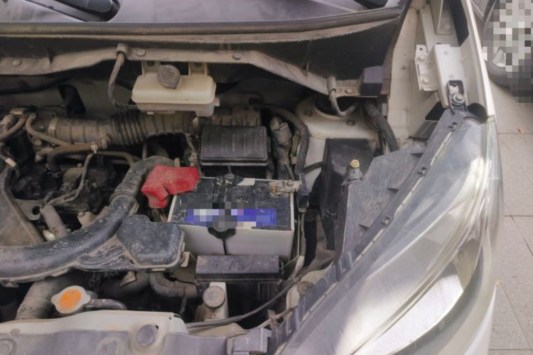Used Nissan NV200 2018 1.6L CVT Luxury Model Engine Bay Left
