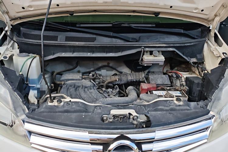 Used Nissan NV200 2018 1.6L CVT Luxury Model Engine Bay
