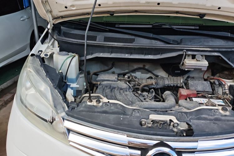 Used Nissan NV200 2018 1.6L CVT Luxury Model Engine Bay Right
