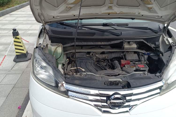 Used Nissan NV200 2018 1.6L CVT Luxury Model Engine Bay Right