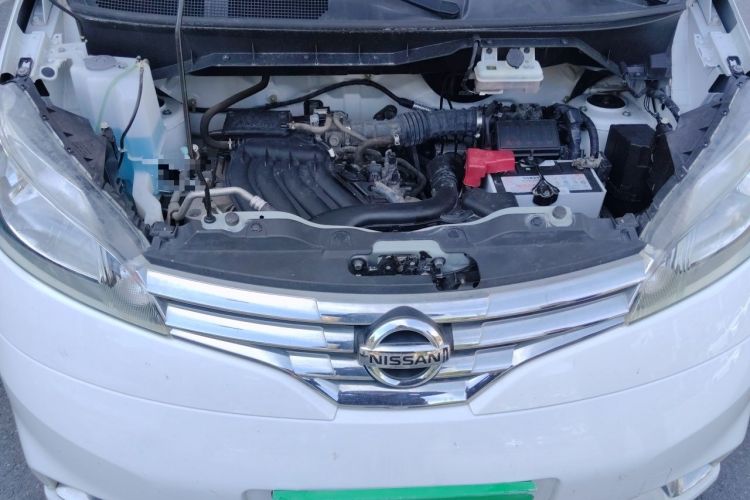 Used Nissan NV200 2018 1.6L CVT Luxury Model Engine Bay