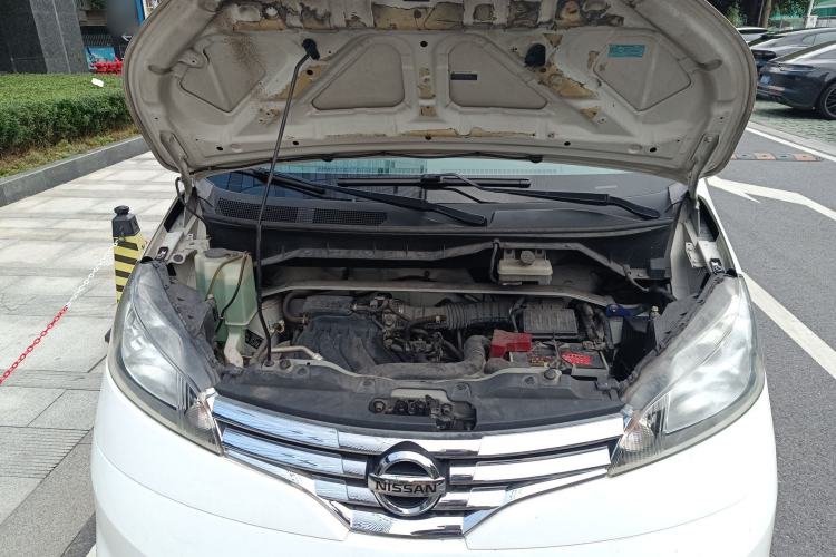 Used Nissan NV200 2018 1.6L CVT Luxury Model Engine Bay