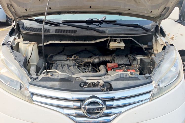 Used Nissan NV200 2018 1.6L CVT Luxury Model Engine Bay