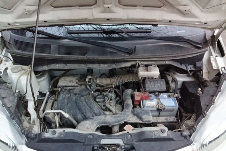 Used Nissan NV200 2018 1.6L CVT Luxury Model Engine Bay