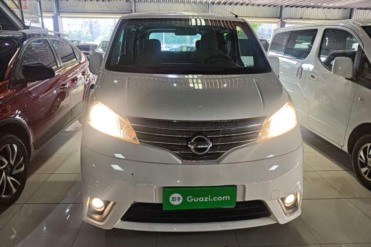 Used Nissan NV200 2018 1.6L CVT Luxury Model Exterior 1