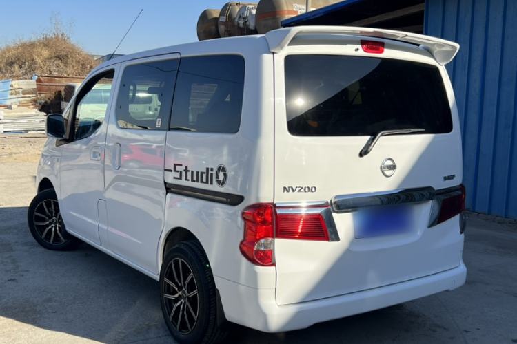 Used Nissan NV200 2018 1.6L CVT Luxury Model Exterior 2
