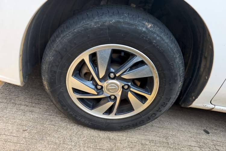 Used Nissan NV200 2018 1.6L CVT Luxury Model Exterior 4
