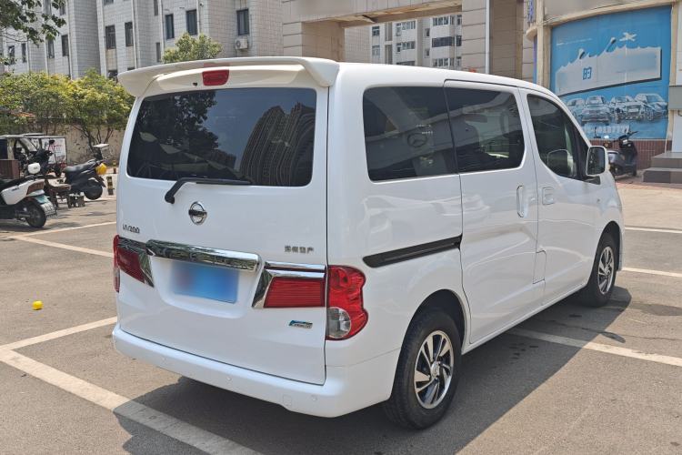 Used Nissan NV200 2018 1.6L CVT Luxury Model Exterior 5