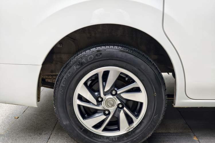 Used Nissan NV200 2018 1.6L CVT Luxury Model Exterior 6