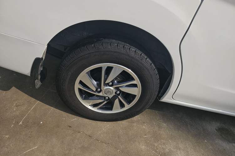 Used Nissan NV200 2018 1.6L CVT Luxury Model Exterior 8