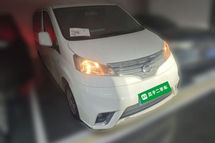 Used Nissan NV200 2018 1.6L CVT Luxury Model Front Right 45 Deg