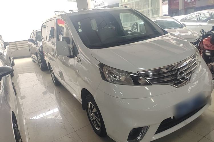 Used Nissan NV200 2018 1.6L CVT Luxury Model Front Right 45 Deg