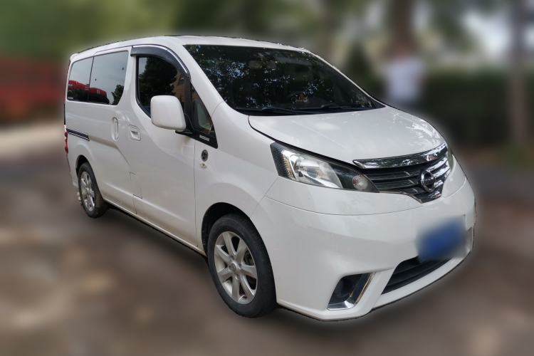 Used Nissan NV200 2018 1.6L CVT Luxury Model Front Right 45 Deg