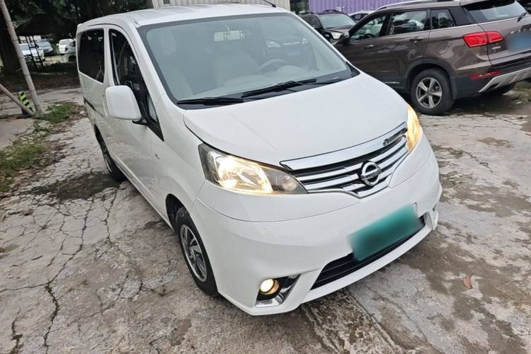 Used Nissan NV200 2018 1.6L CVT Luxury Model Front Right 45 Deg