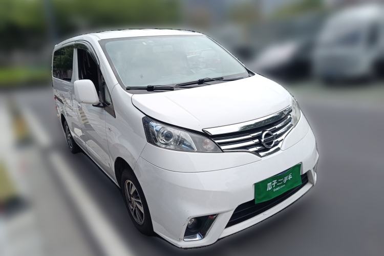Used Nissan NV200 2018 1.6L CVT Luxury Model Front Right 45 Deg