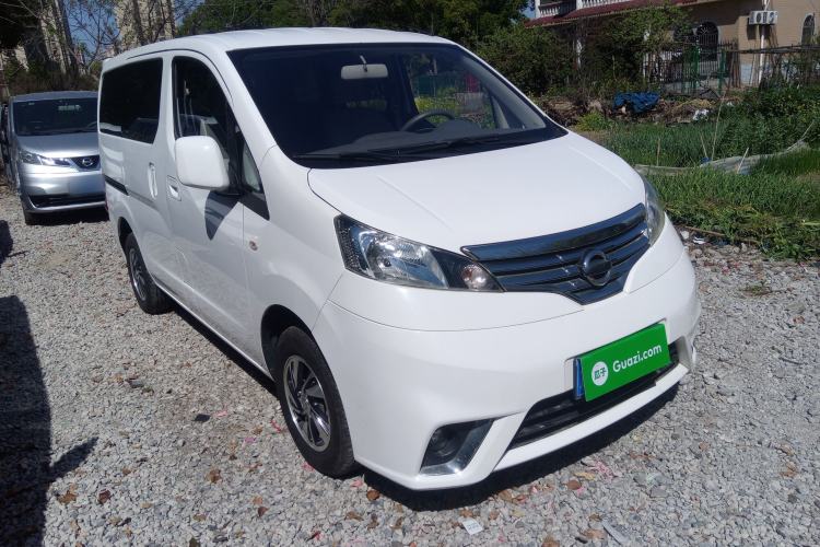 Used Nissan NV200 2018 1.6L CVT Luxury Model Front Right 45 Deg