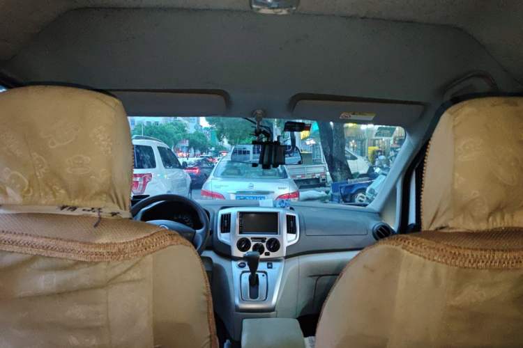 Used Nissan NV200 2018 1.6L CVT Luxury Model Headliner