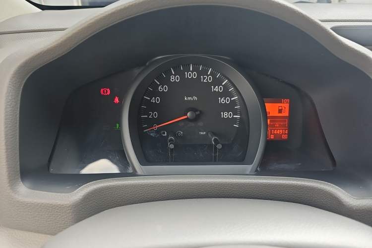Used Nissan NV200 2018 1.6L CVT Luxury Model Instrument Cluster