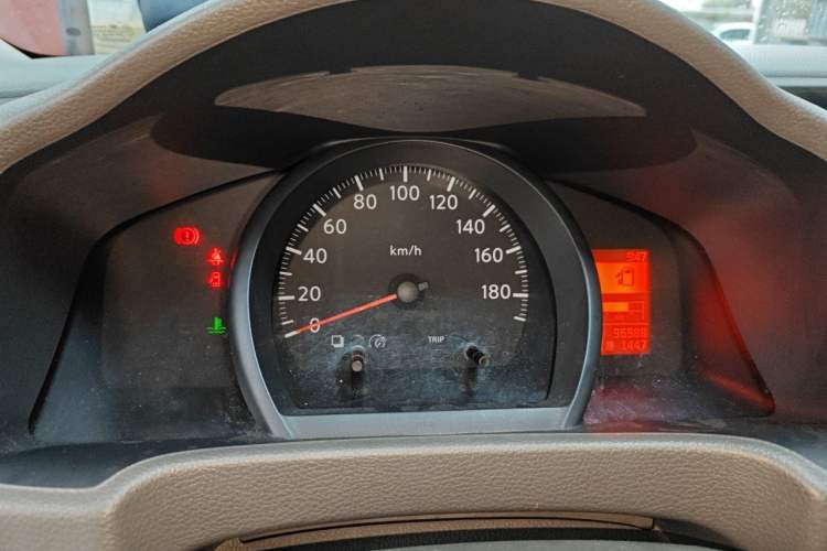 Used Nissan NV200 2018 1.6L CVT Luxury Model Instrument Cluster