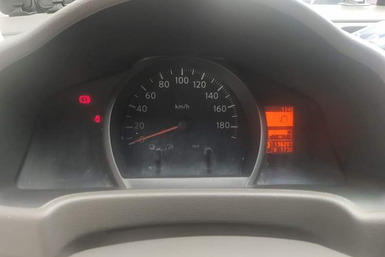 Used Nissan NV200 2018 1.6L CVT Luxury Model Instrument Cluster