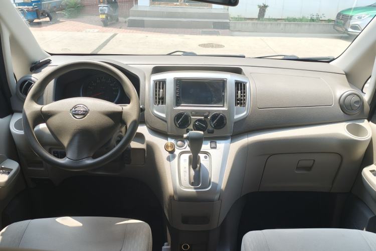 Used Nissan NV200 2018 1.6L CVT Luxury Model Interior 1