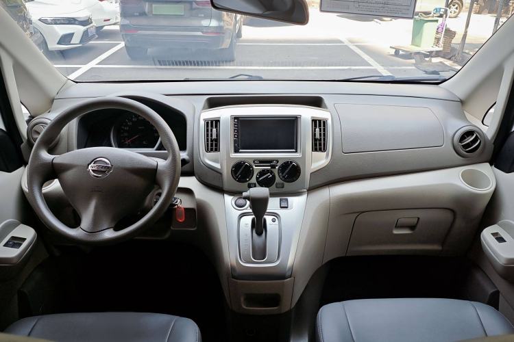 Used Nissan NV200 2018 1.6L CVT Luxury Model Interior 1
